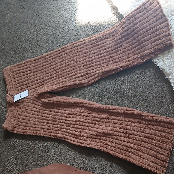 NWT UGG LOUNGE PANTS - Picture 2 of 7